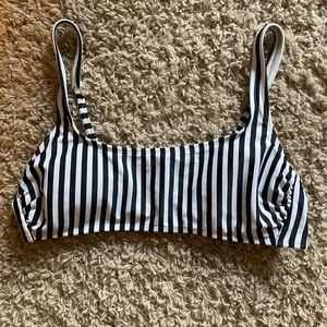 Women’s/teen bathing suit top